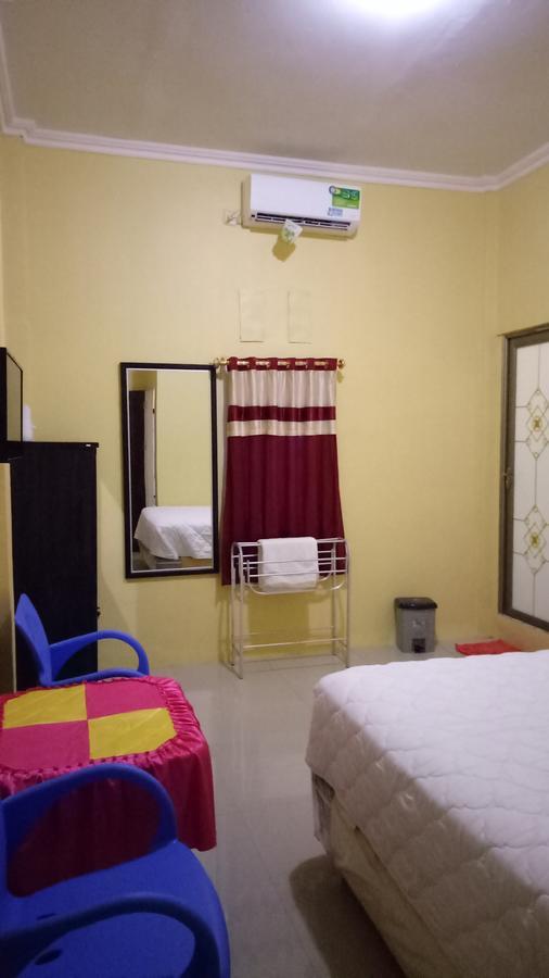 Hotel Sinar Harapan Tano Exterior photo